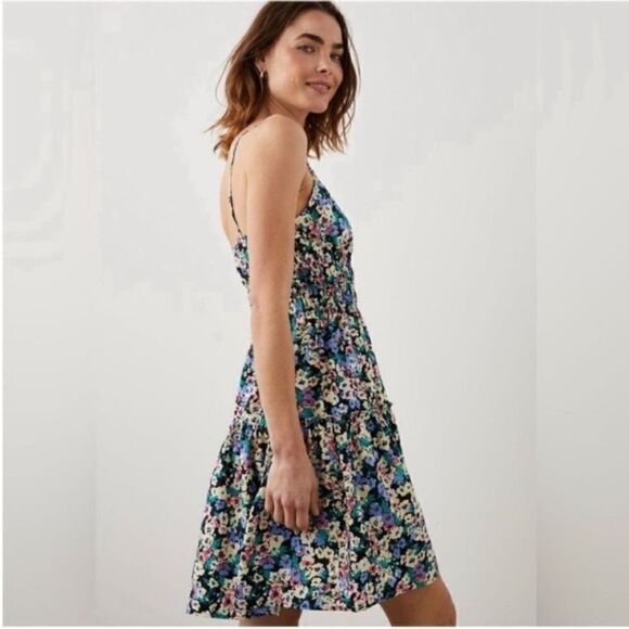 Rails NWT Carmen Wildflower Meadow Floral Dress
Mini Size XS - Picture 4 of 12